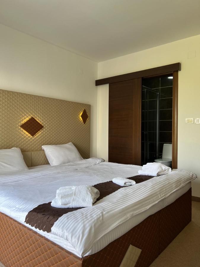 Hotel Andalus สโกเปีย ภายนอก รูปภาพ